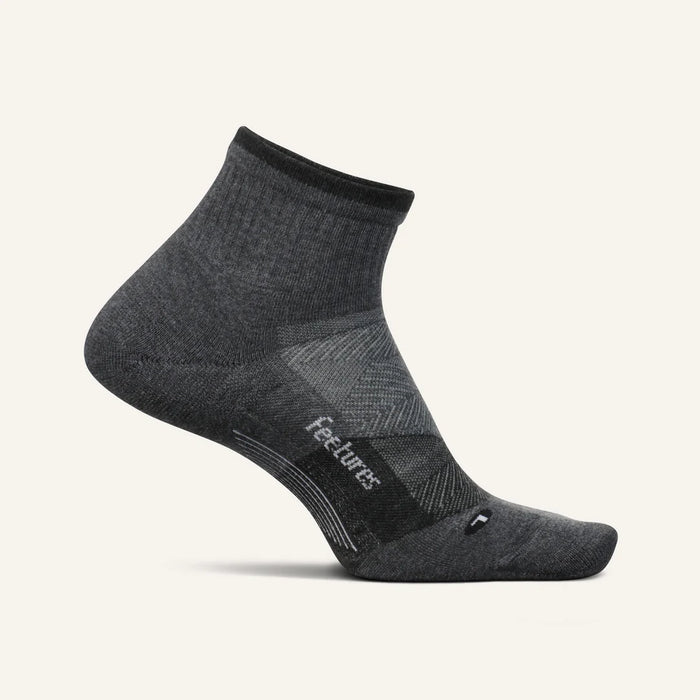 Feetures Trail Max Cushion Quarter Length Socks